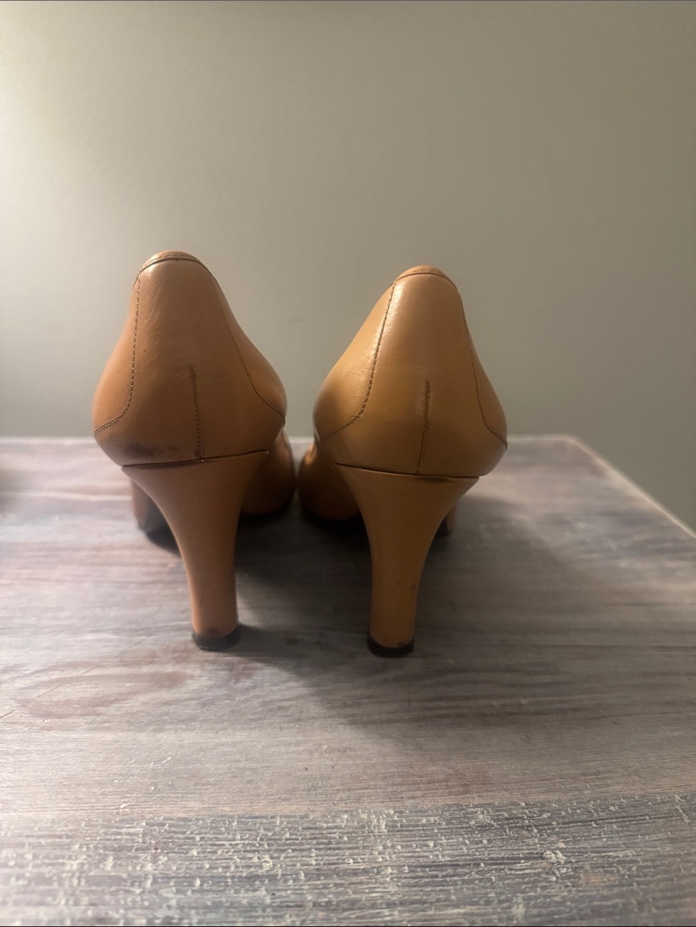 Enzo Angiolini Tan Leather Mid-Heel Loafer Pumps with Buckle Accent - Picture 4 of 13